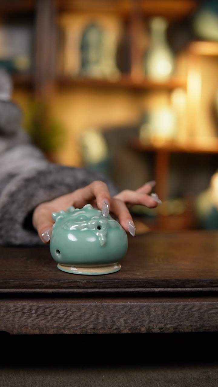 【闪购商品】杯仿古青绿龙鱼香薰瑕