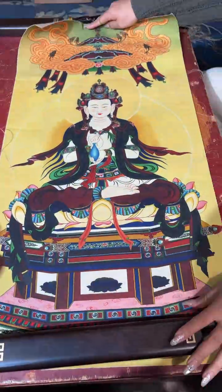 卷轴画龙妹的唐卡tk16