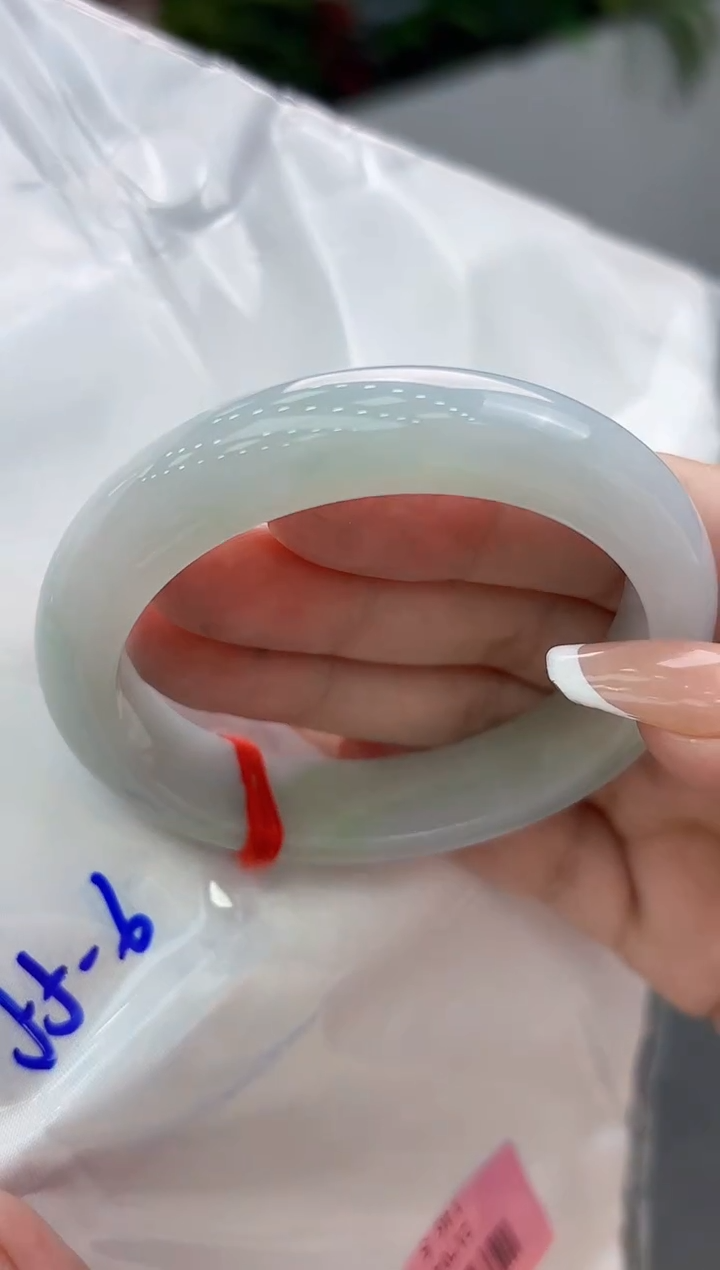 【闪购商品】翡翠手镯未镶嵌翡翠手镯