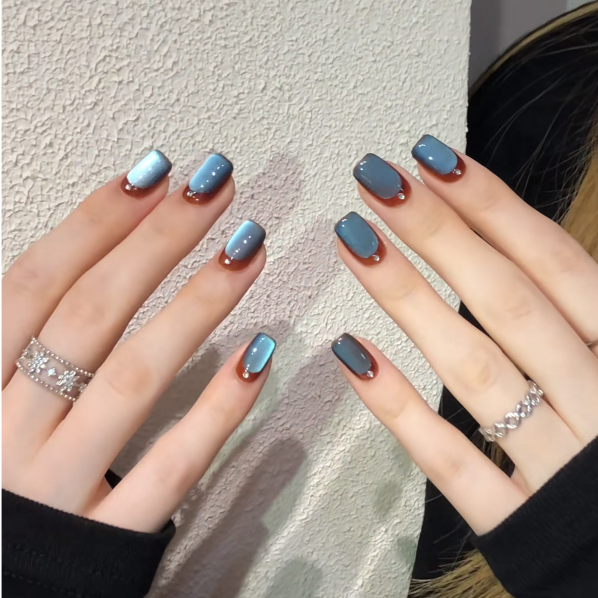 【雾蓝琥珀】秋季清透蓝色玻璃珠猫眼美甲气质显白手工穿戴甲短款