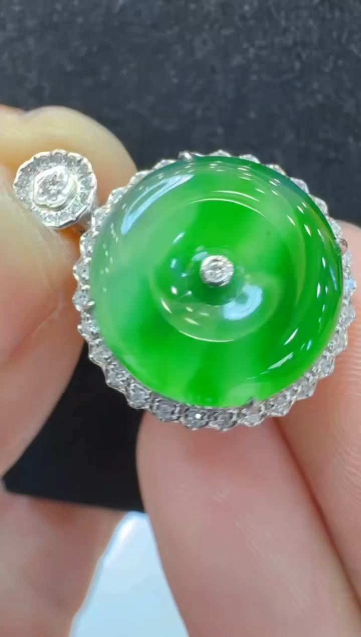 翡翠18K金镶嵌吊坠(不含链)多样性团购发一件