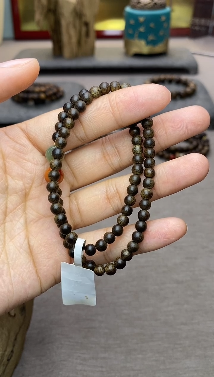 【闪购商品】沉香手串越南芽庄白棋0.4+配饰 沉水双圈款