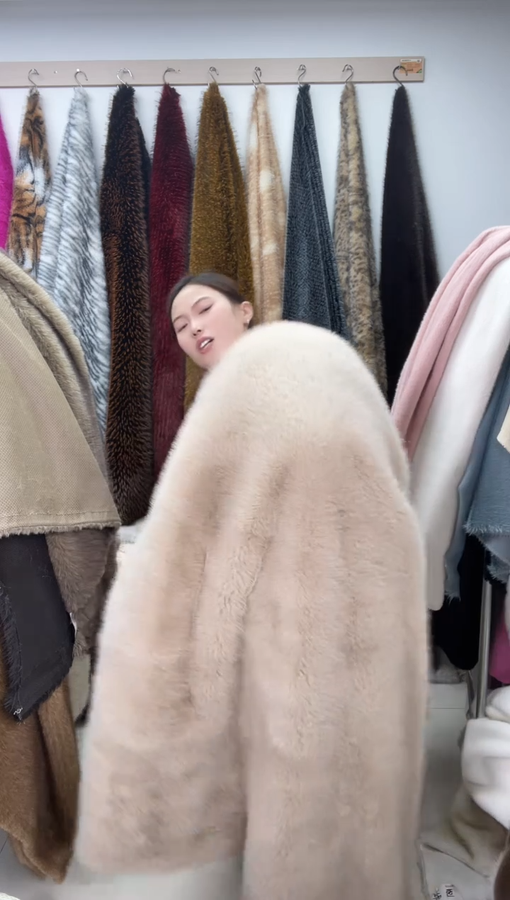 狐狸毛A204尺寸1.9*1