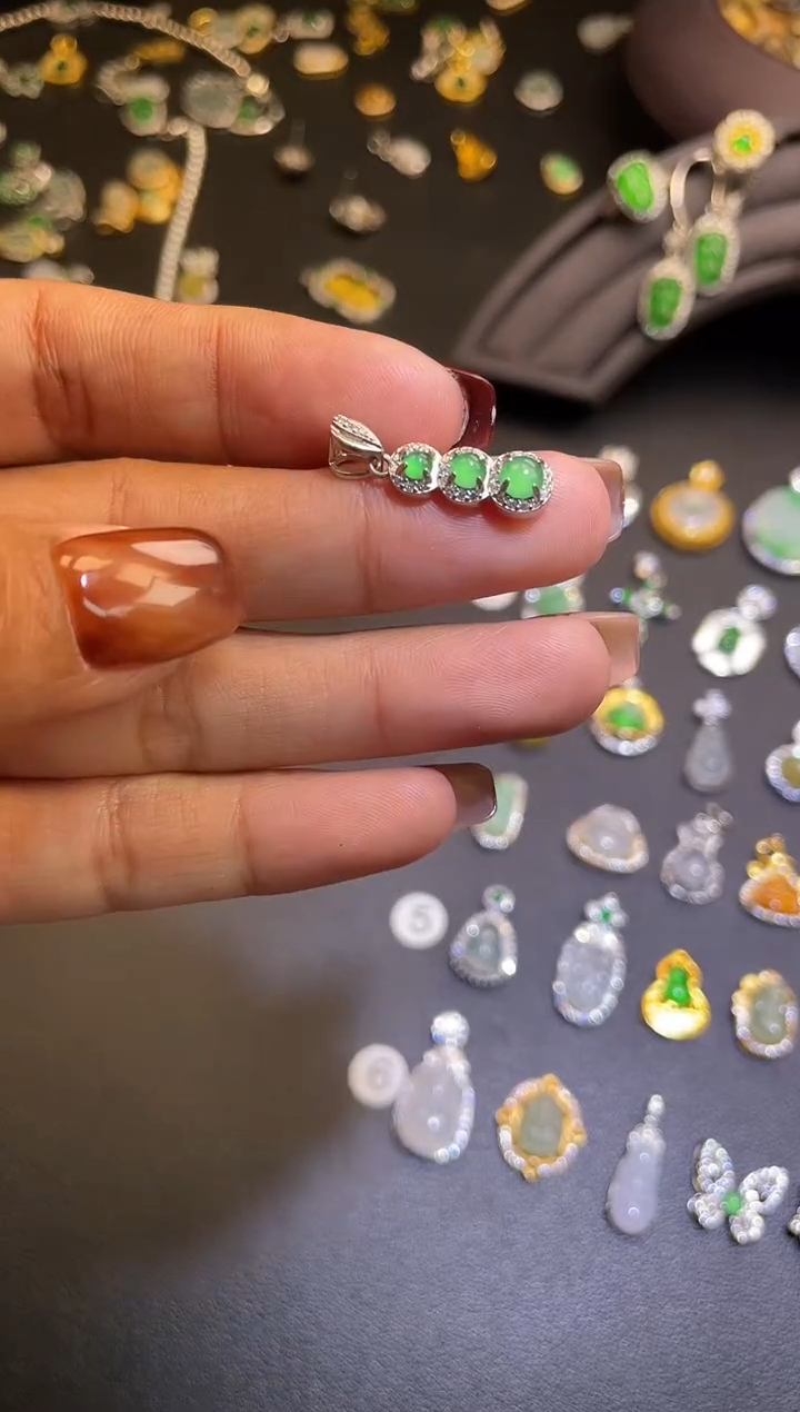 吊坠(不含链)银S925镶嵌翡翠1