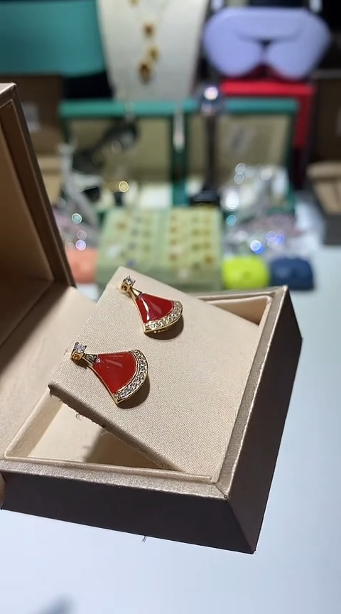 瓷片生活的本意就是开心@@1
