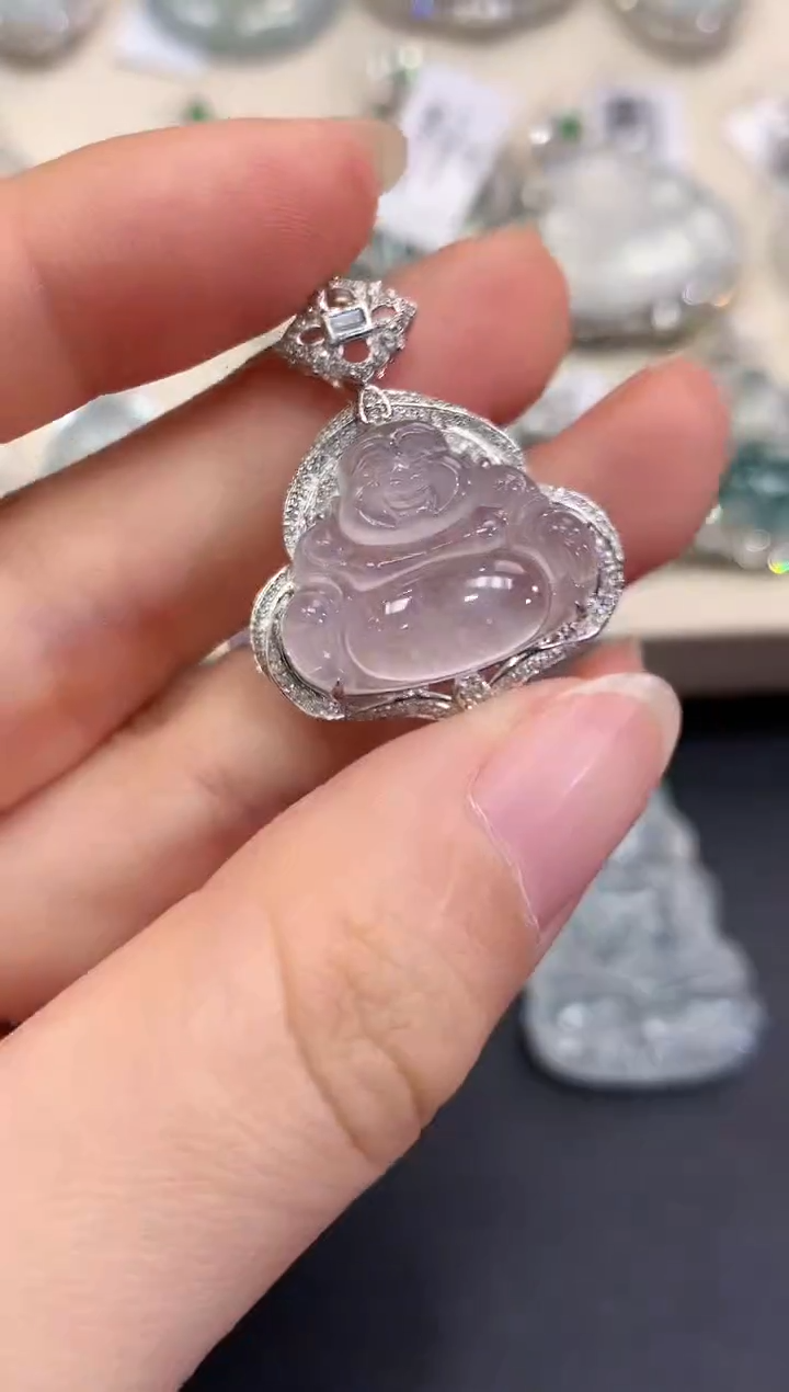 【闪购商品】翡翠颈饰18K金镶嵌C62   