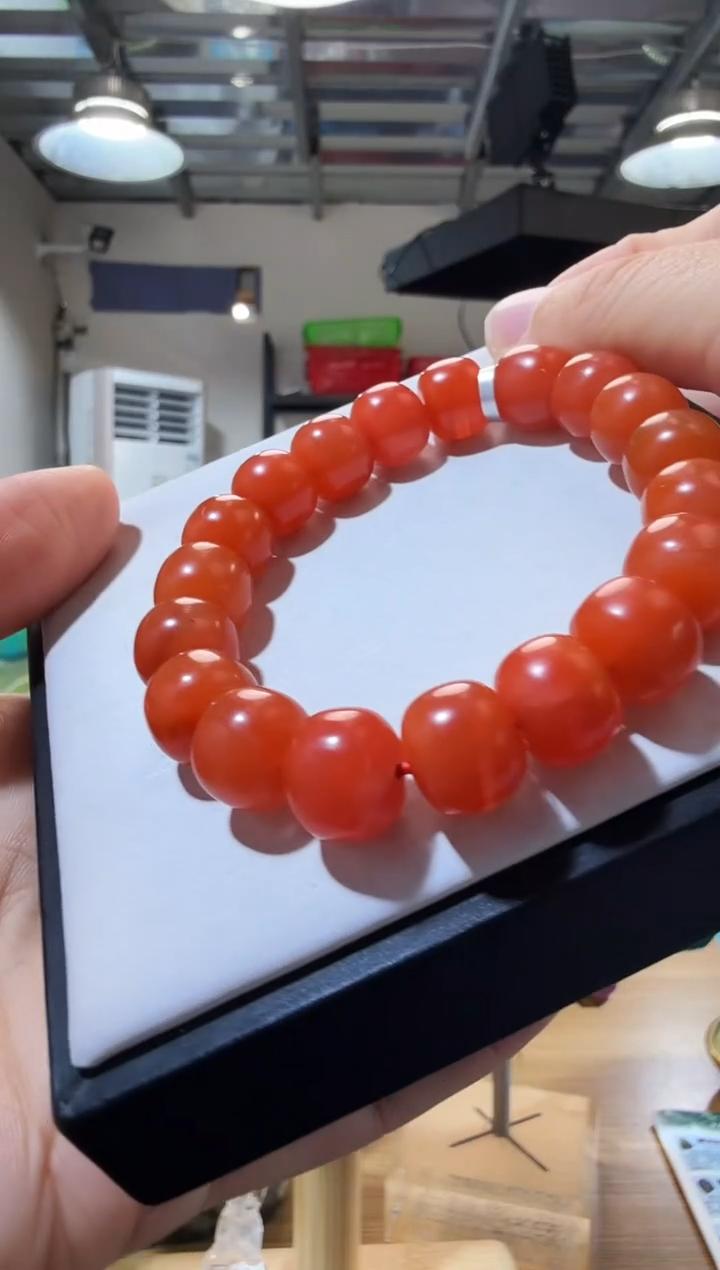 未镶嵌手链南红玛瑙优0273 约11mm