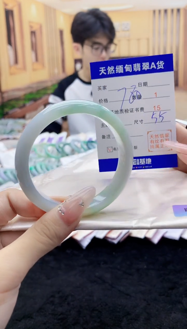 【闪购商品】翡翠手镯未镶嵌     H40-27