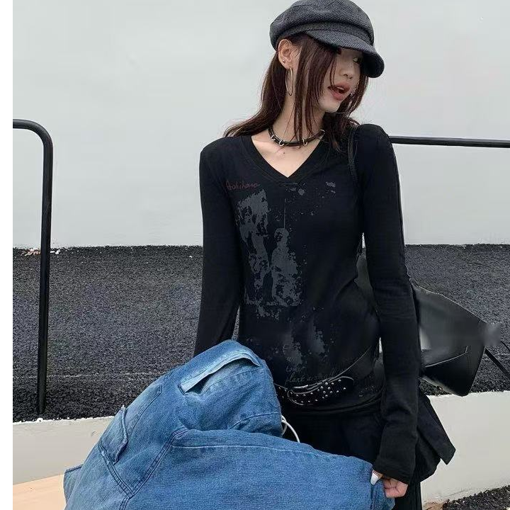 欧韩时尚V领显瘦打底T恤