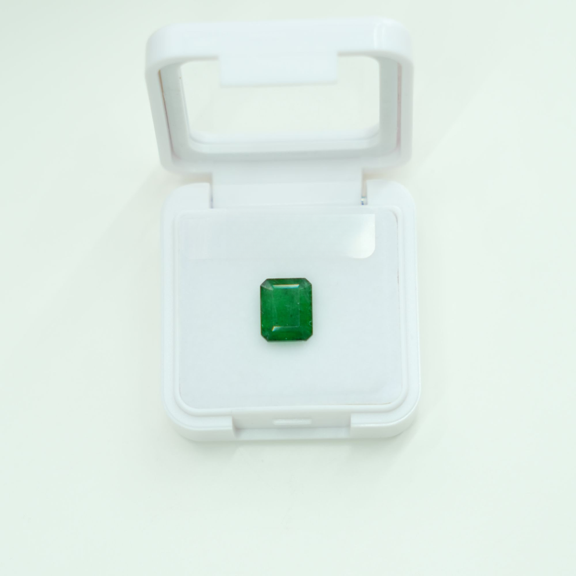 【暹罗珠宝】天然VVG祖母绿裸石 ZMLS 2.5-3ct（裸石多样性发货）