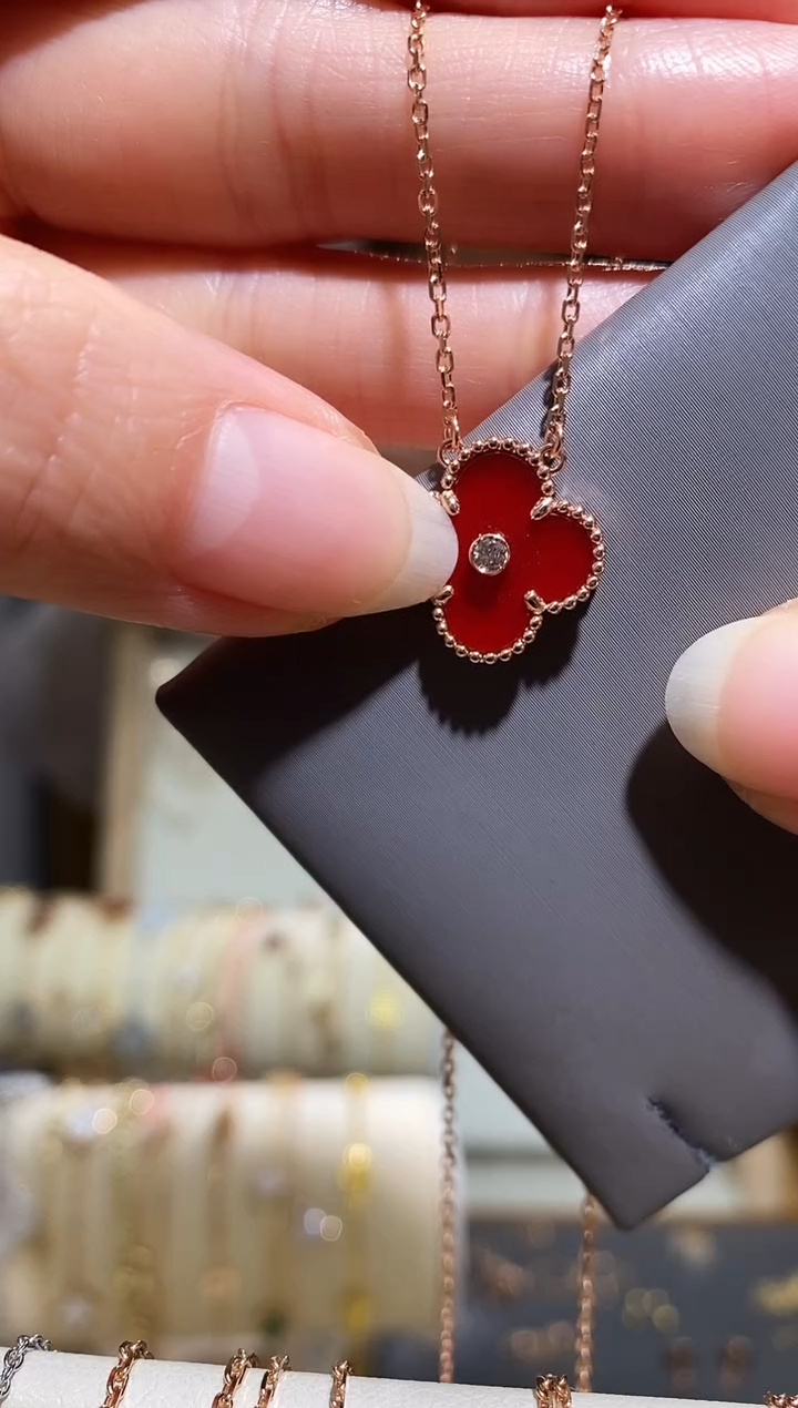 【闪购商品】钻石项链18K金镶嵌项链