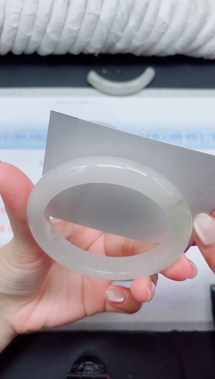 【闪购商品】石英质玉手镯未镶嵌122-60.1