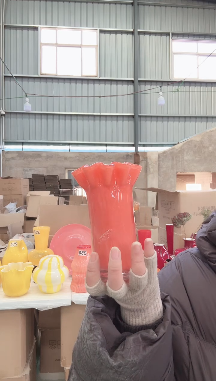 140直播玻璃花瓶