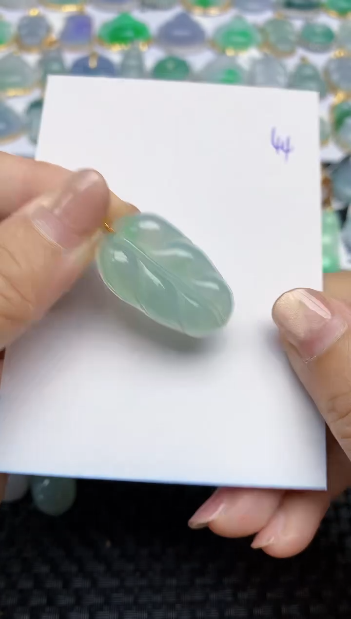 【闪购商品】翡翠颈饰18K金镶嵌天然A货翡翠 44