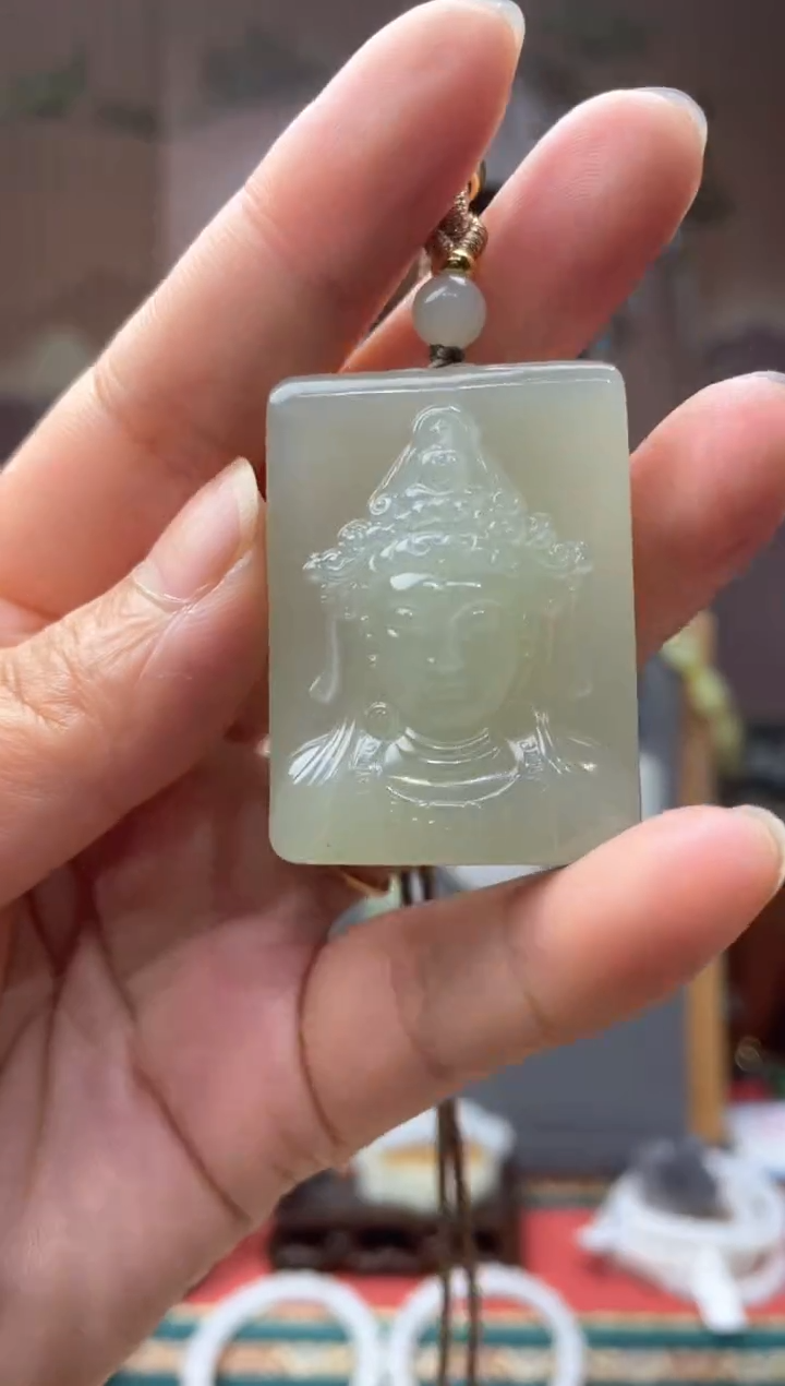 和田玉未镶嵌颈饰拍一发一