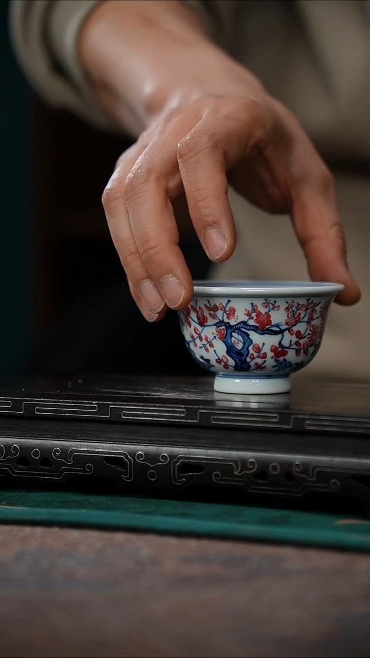 16-2小压手-景德镇青花单杯