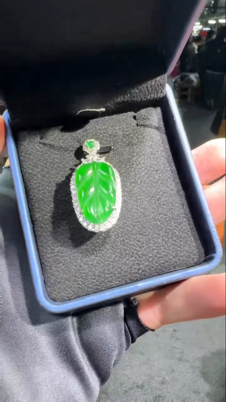 未镶嵌定制翡翠0886653608多样性发货
