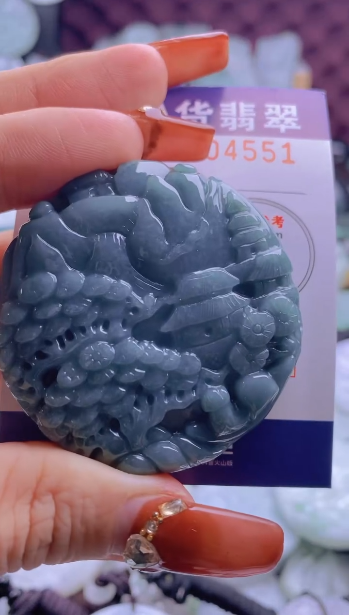 【闪购商品】翡翠吊坠(不含链)未镶嵌1