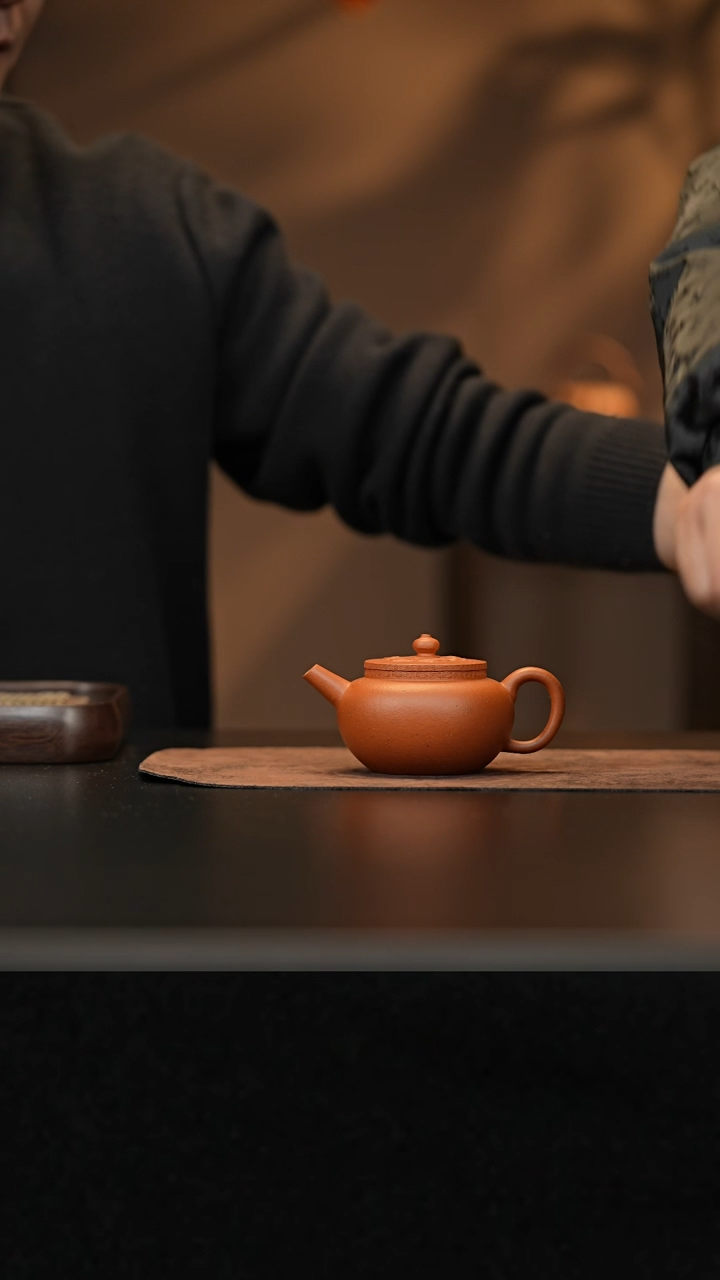 【闪购商品】紫砂茶壶允禾斋wzht 野山红泥 祥云