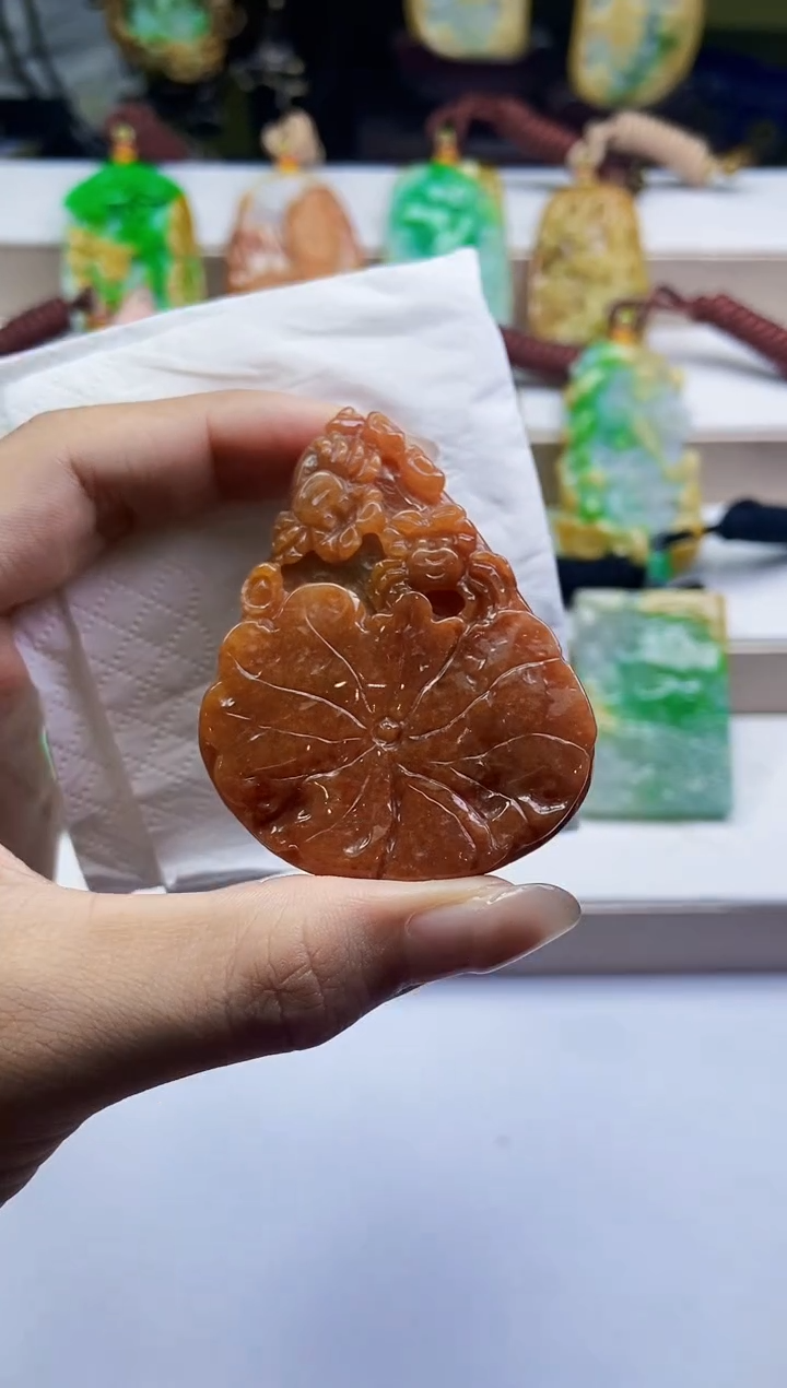 颈饰未镶嵌翡翠翡翠A货