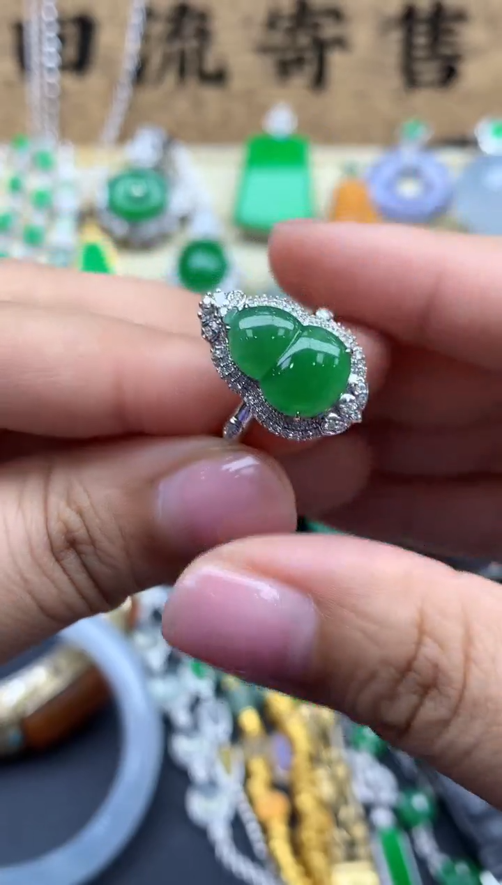【闪购商品】翡翠戒指18K金镶嵌609-中国好珍宝