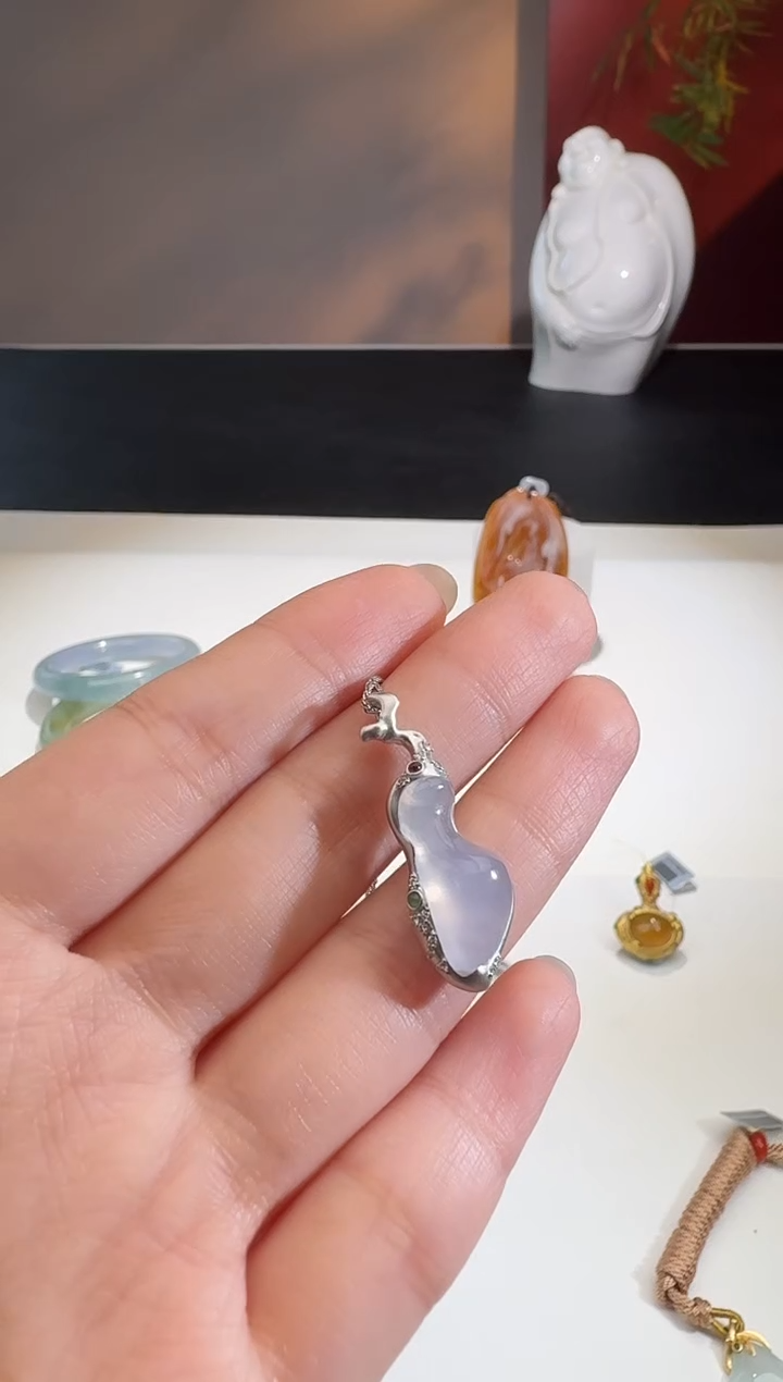 【闪购商品】翡翠颈饰18K金镶嵌【鑫鑫】