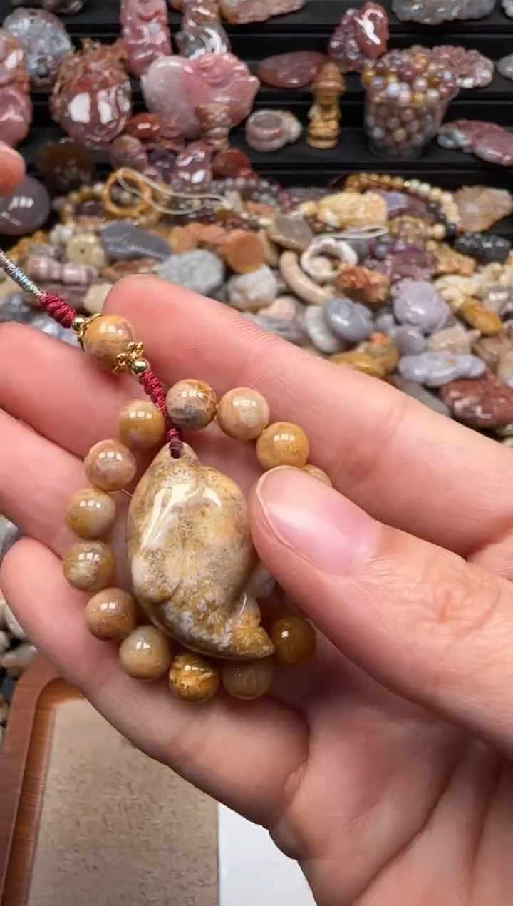 【闪购商品】硅化珊瑚（珊瑚玉）颈饰未镶嵌721