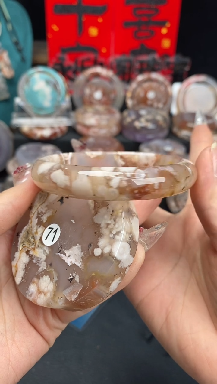 【闪购商品】石英质玉手镯（圆镯）未镶嵌64