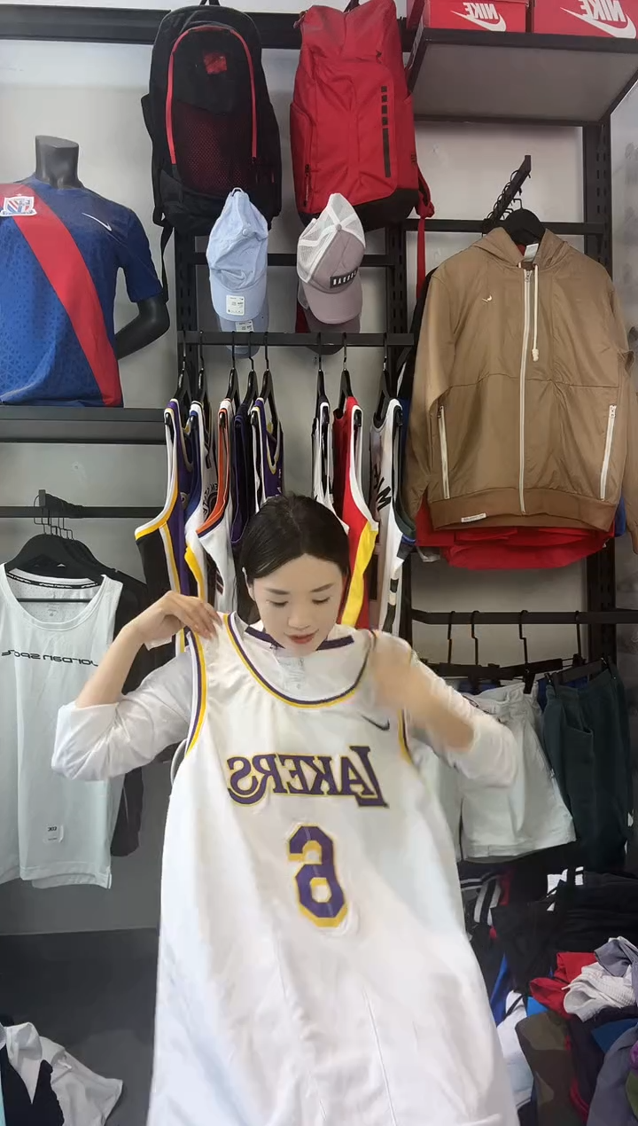 125  编码  瑕疵修复以直播间过款为准 尺码3XL