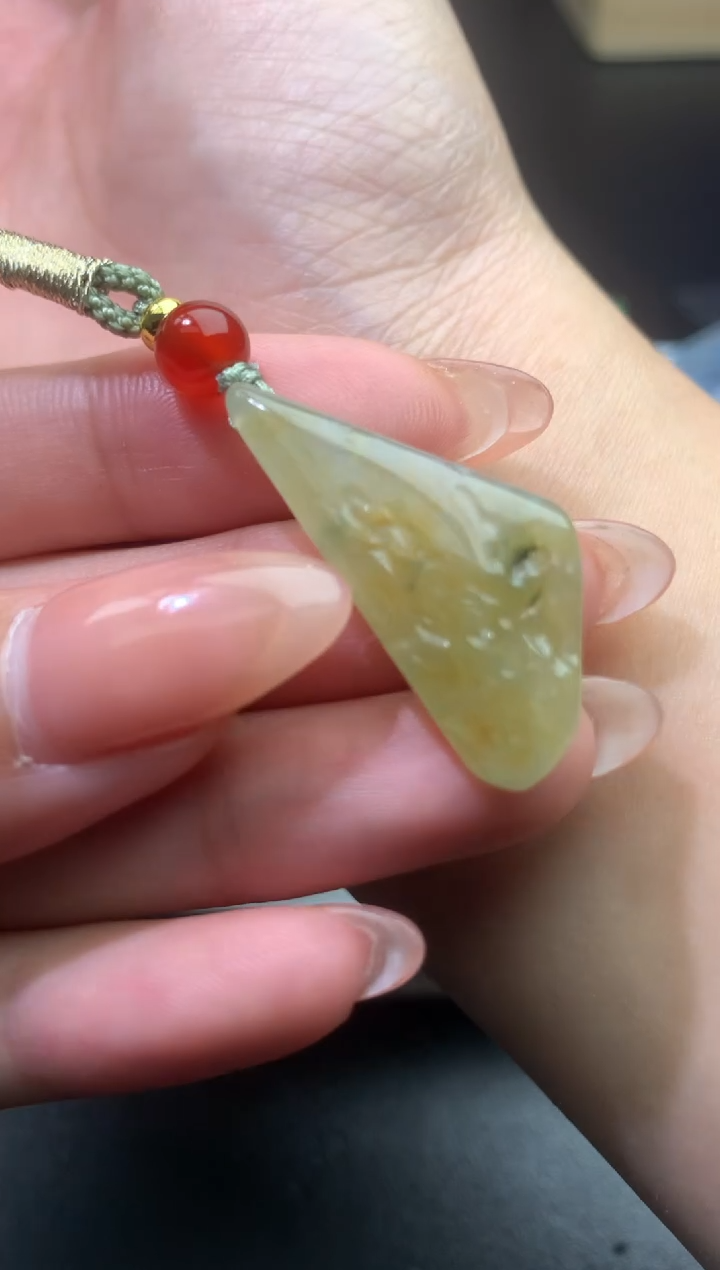 【闪购商品】翡翠颈饰未镶嵌净货
