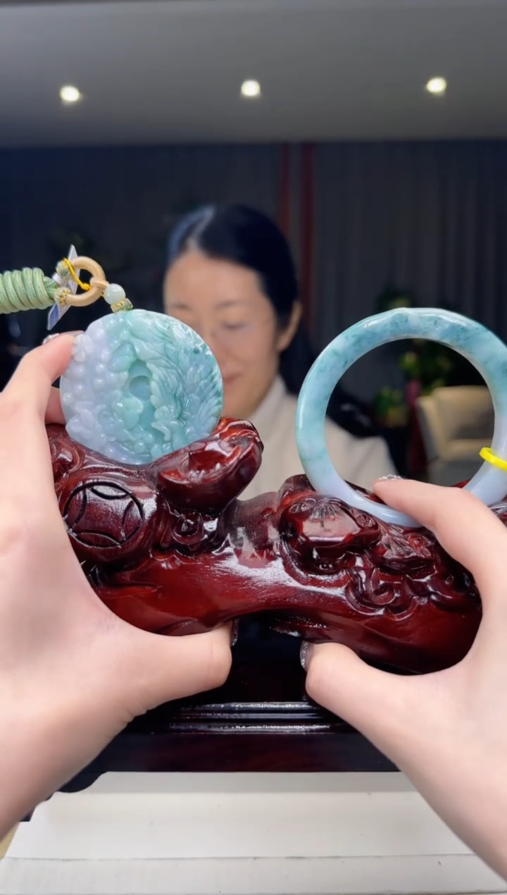 【闪购商品】翡翠摆件未镶嵌一套CC@@960Q3J15132