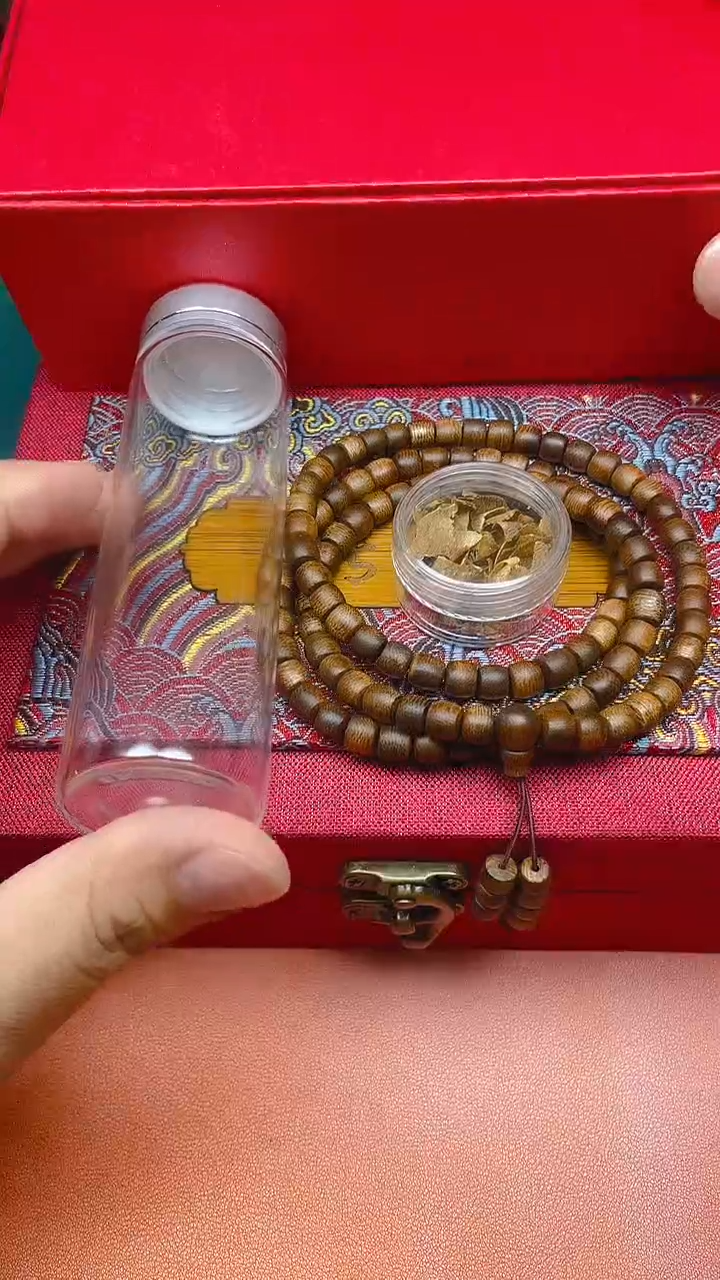 【闪购商品】沉香手串海南绿奇楠（沉水）B0666970