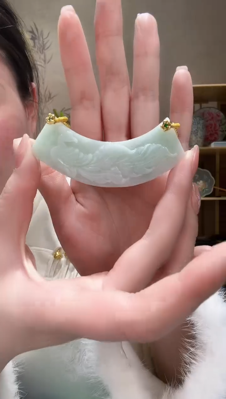【闪购商品】翡翠颈饰未镶嵌吊坠