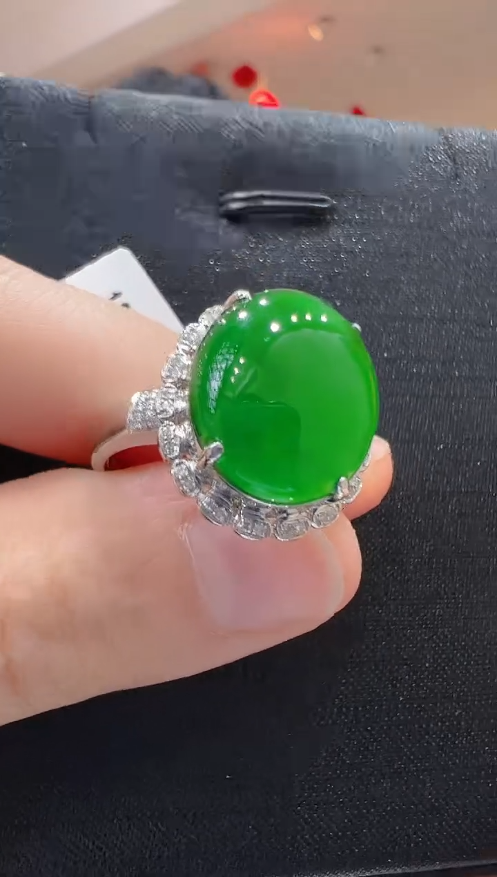 【闪购商品】翡翠戒指18K金镶嵌             