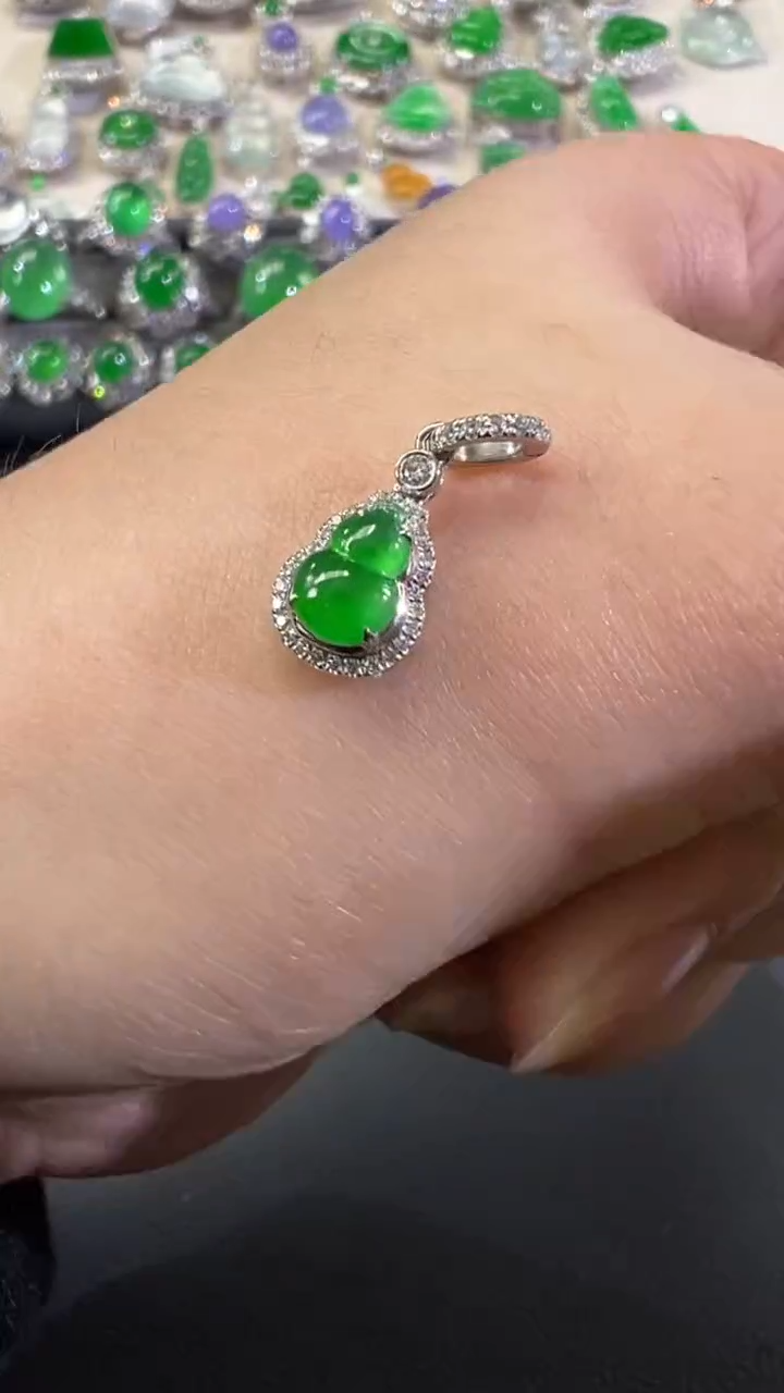 吊坠(不含链)18K金镶嵌翡翠A689|5980