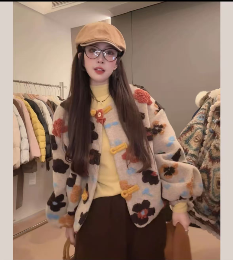 7697 GY复古花朵女冬季短款灯笼袖厚款保暖外套潮流