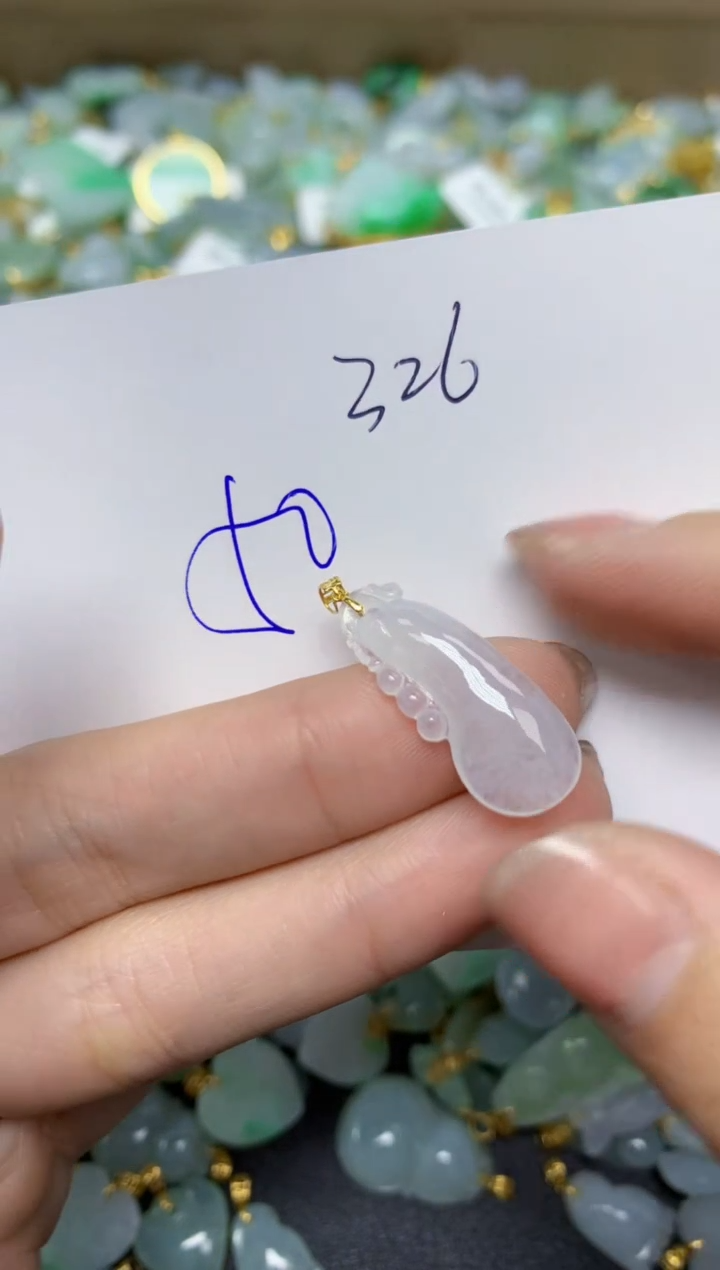 【闪购商品】翡翠颈饰18K金镶嵌天然翡翠A货