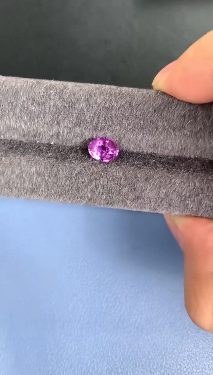 【闪购商品】彩色蓝宝石裸石未镶嵌一粒2.08卡斯里兰卡