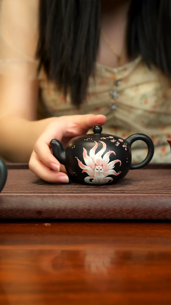 紫砂茶宠宜兴紫砂焐灰一粒珠