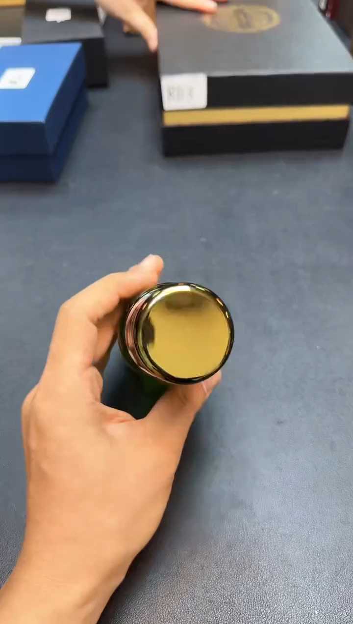 瓷片全新正品一件不留@@WE688