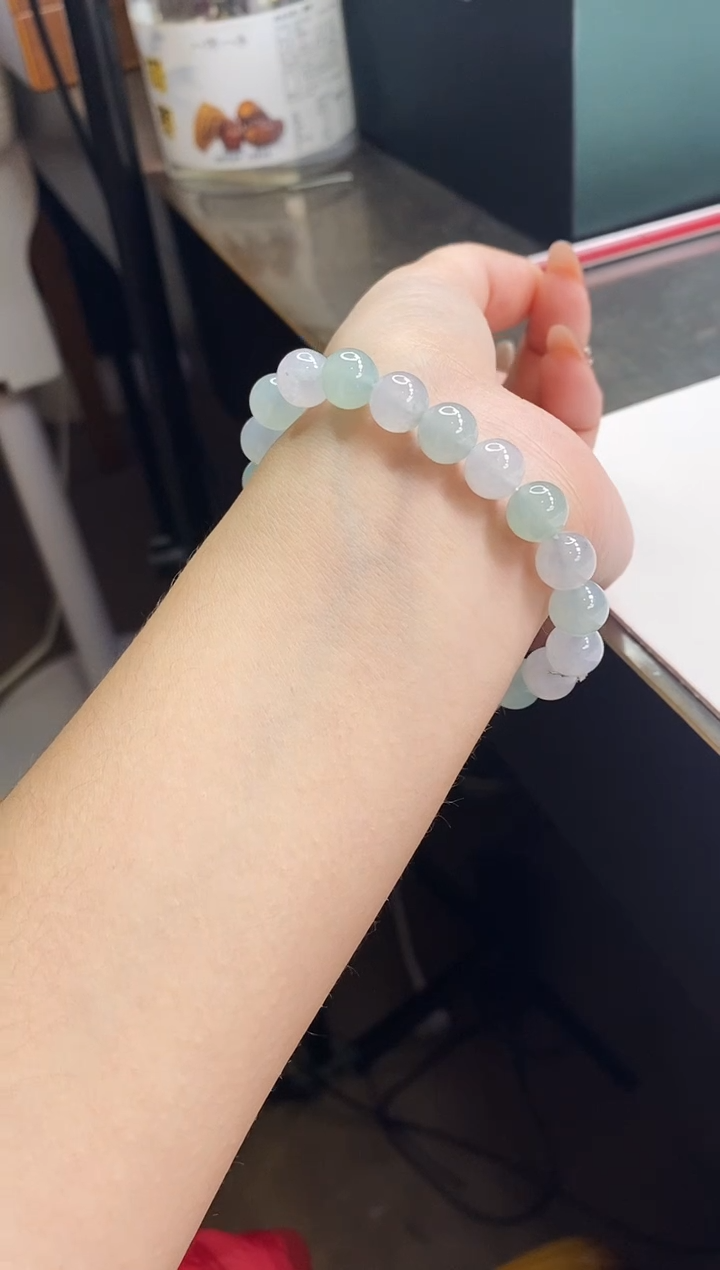 【闪购商品】翡翠颈饰未镶嵌手串