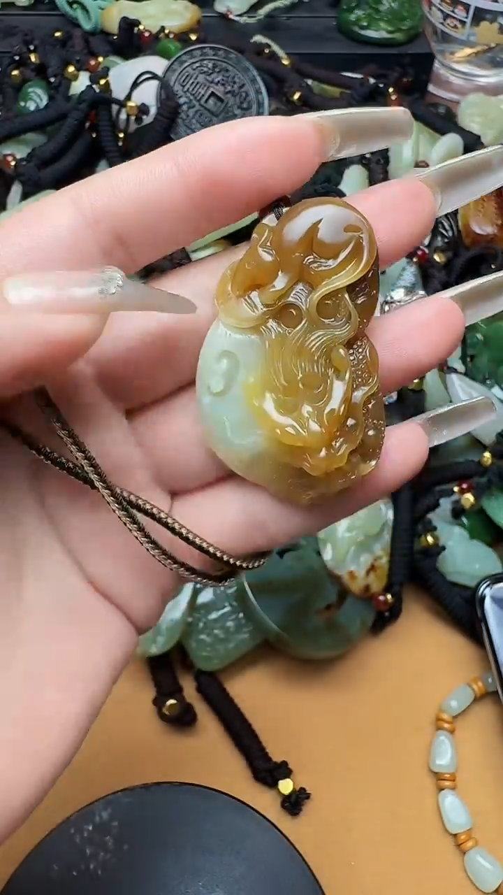 【闪购商品】和田玉颈饰未镶嵌1