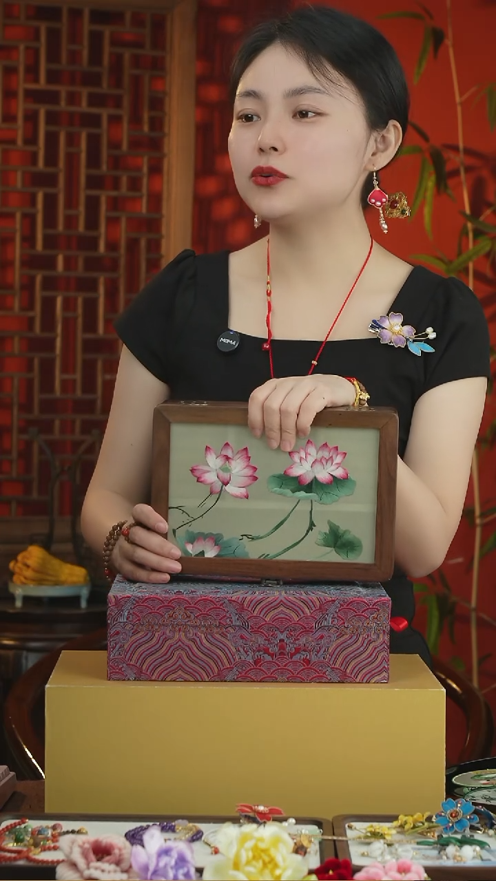 刺绣闪购非遗苏绣首饰盒