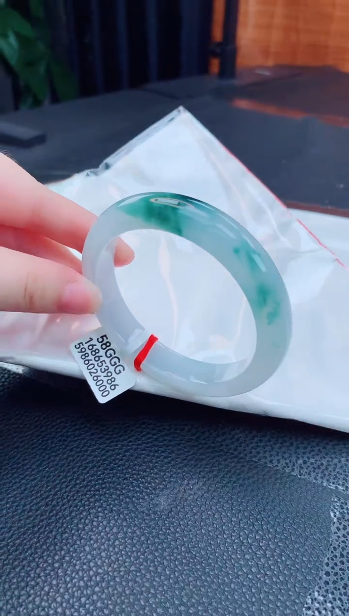 【闪购商品】翡翠手镯未镶嵌缅甸天然翡翠A货手镯