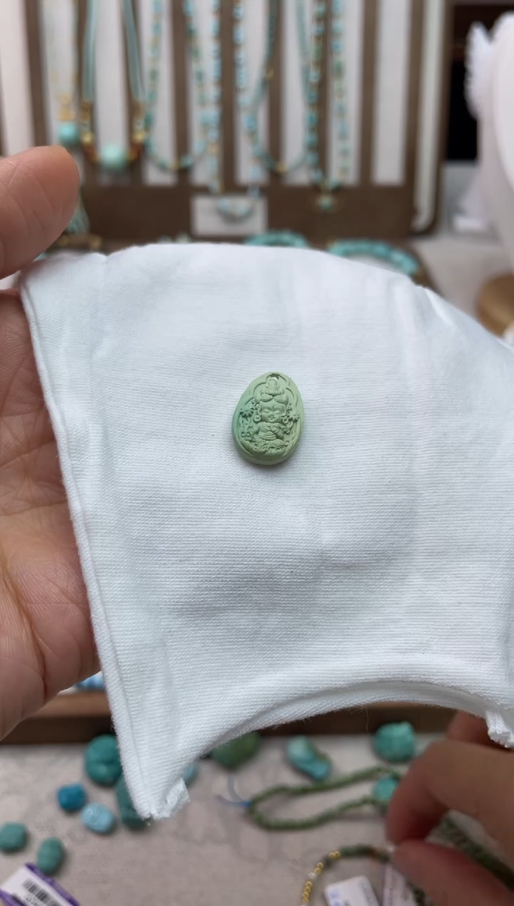 未镶嵌绿松石珠宝奇石251