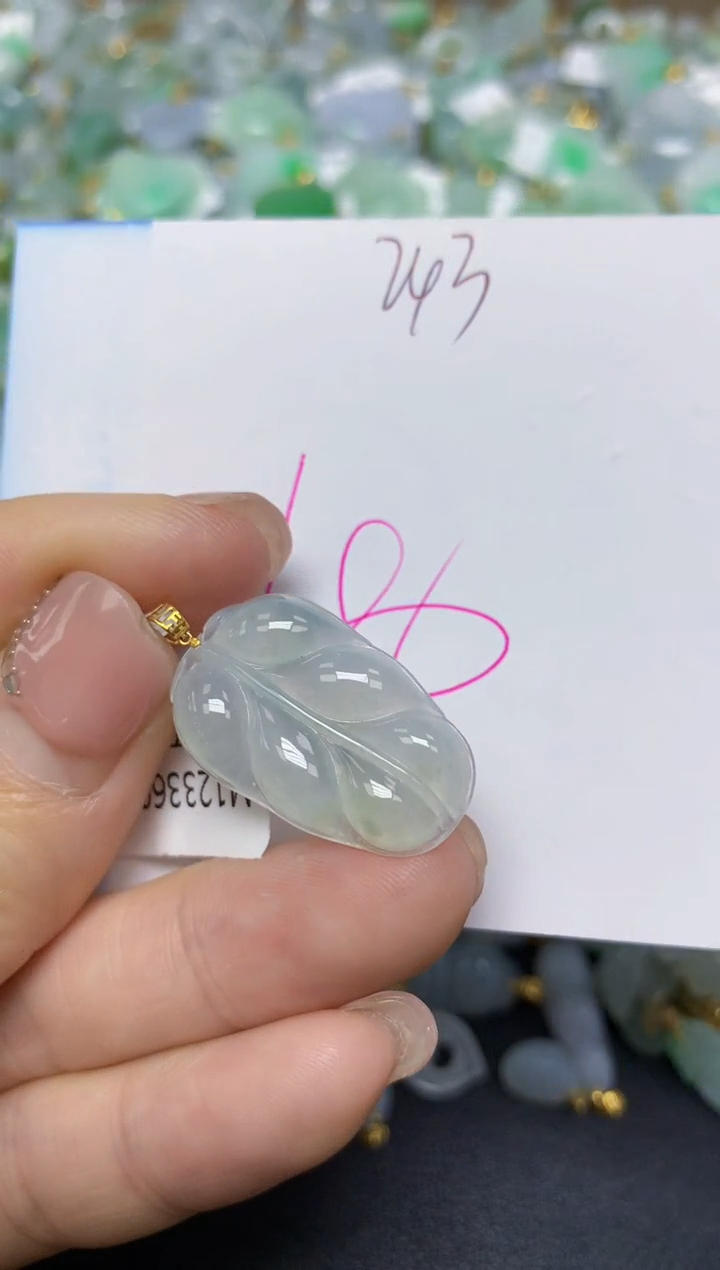 【闪购商品】翡翠挂件18K金镶嵌 天然翡翠A货