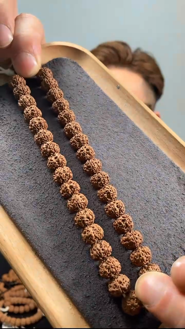 【闪购商品】金刚菩提手串4号平细