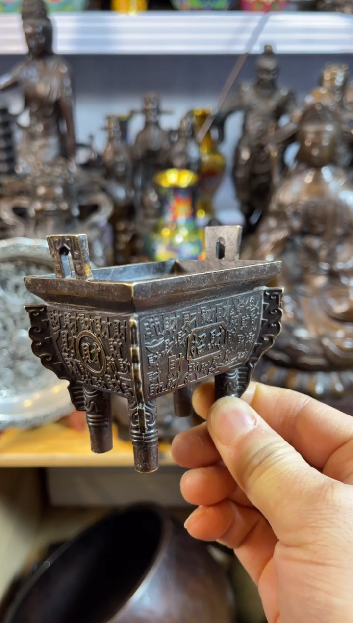 【闪购商品】1案台摆件 物品摆件