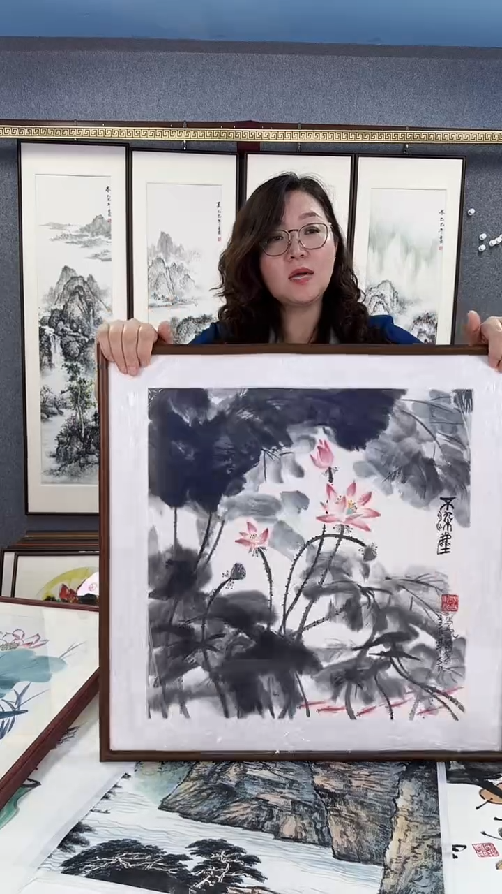 国画实木装裱 荷花 63*63