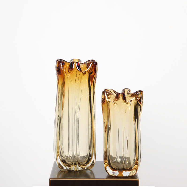 轻奢花瓣琥珀色琉璃花瓶摆件北欧高档简约客厅餐桌软装装饰花器